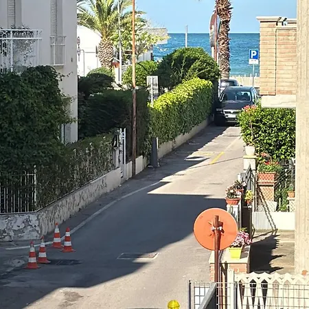 Appartement A Gem With A Sea View